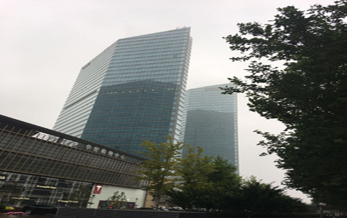 华贸中心周边环境