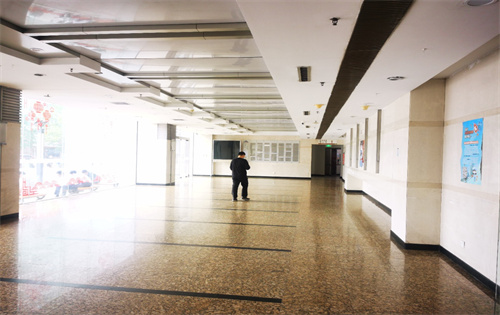 长远天地大厦走廊