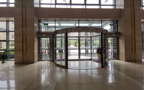 京师科技大厦旋转门