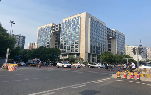 雍贵中心