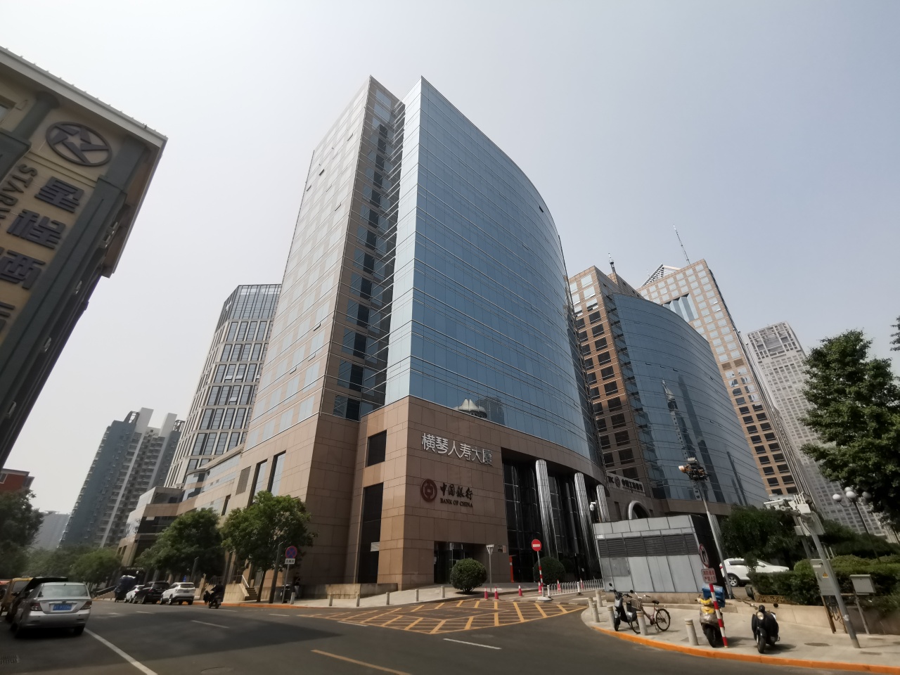 写字楼租赁相关资讯分享：中国尊、丽泽soho正式招商