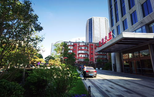 供需失衡虽有压力;资本市场对北京写字楼依然情有独钟