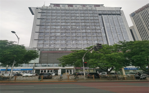 海育大厦外立面