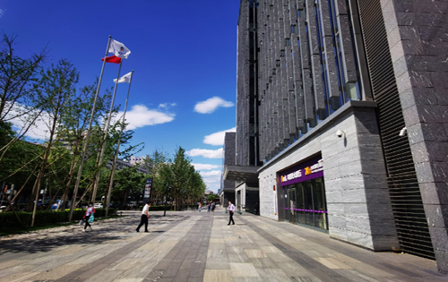 金融业领跑上海写字楼租赁市场;外资企业租户占比小幅上升