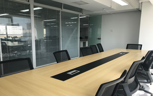 紫光发展大厦会议室