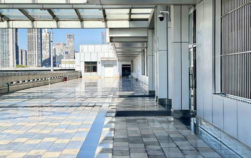 京通大厦走廊